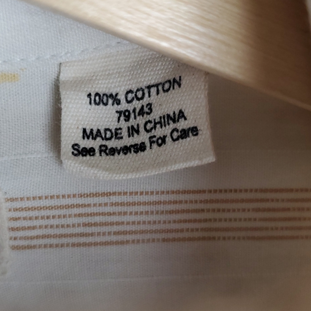 Hawaiian shirt - Picture 9 of 10